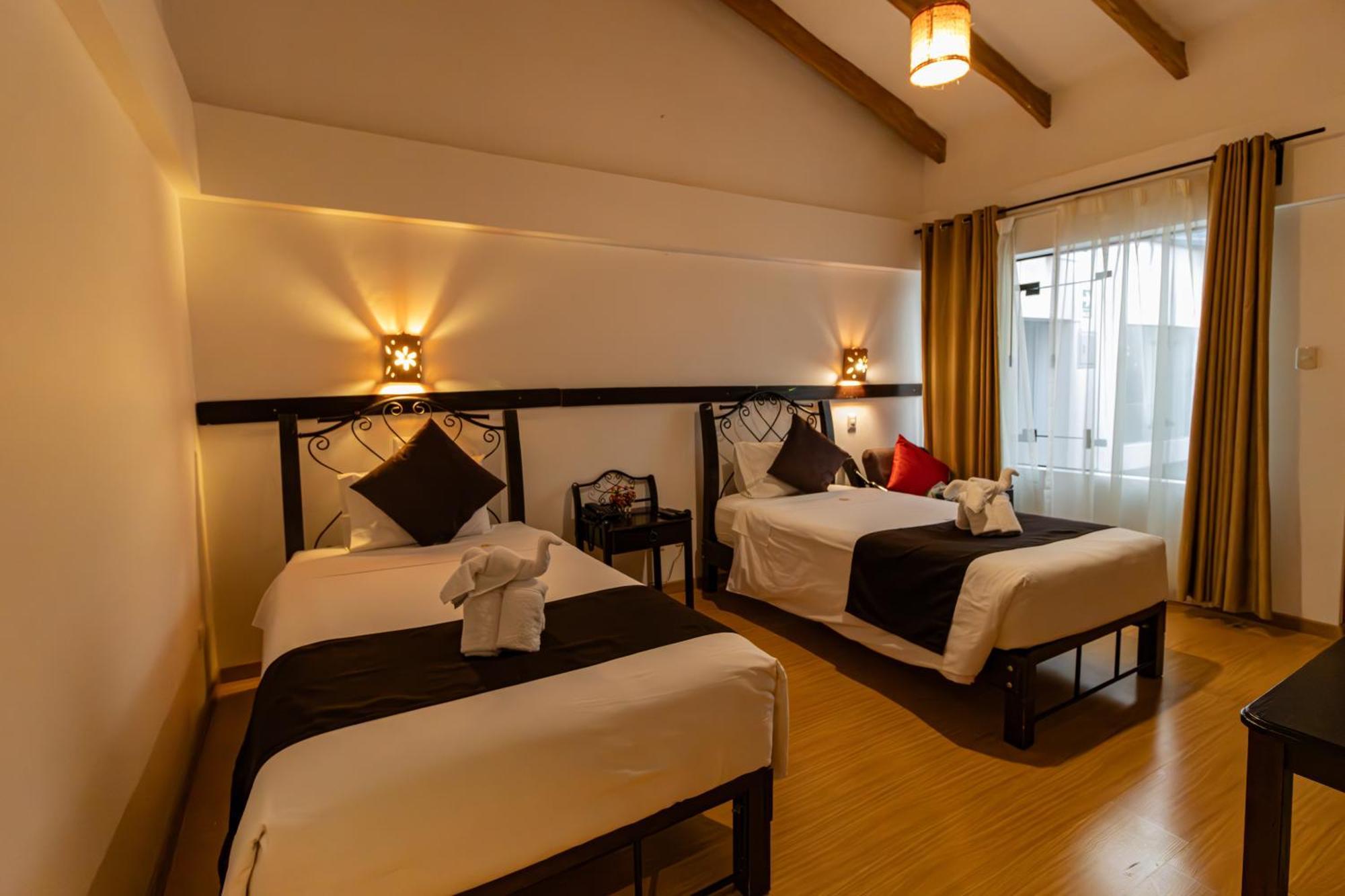 Hotel Kapac Inn-San Blas กุสโก ภายนอก รูปภาพ